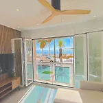 Espectacular Piso Reformado 1a Linea De Playa شقة *