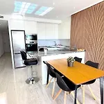 Espectacular Piso Reformado 1a Linea De Playa فوينخيرولا