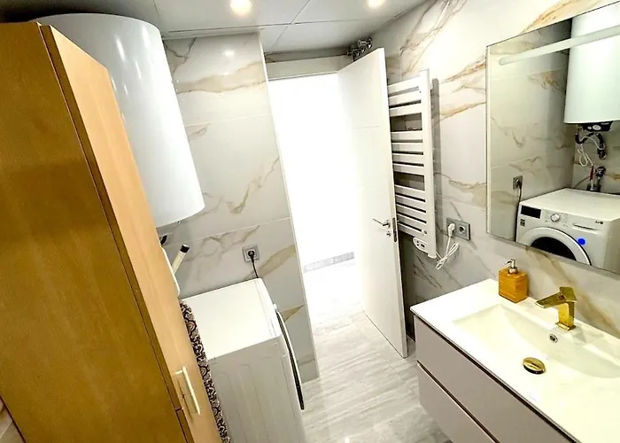 Espectacular Piso Reformado 1a Linea De Playa Appartamento