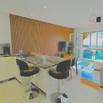 Espectacular Piso Reformado 1a Linea De Playa *