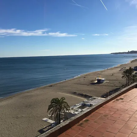 Espectacular Piso Reformado 1a Linea De Playa Апартаменти Фуенхірола